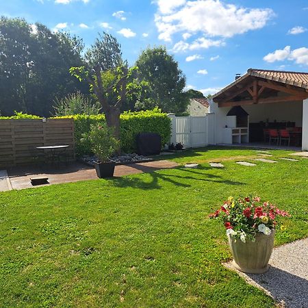 Chambre D Hote La Riviere 45M2 Jardin Et Piscine Aigrefeuille-d'Aunis Exterior photo